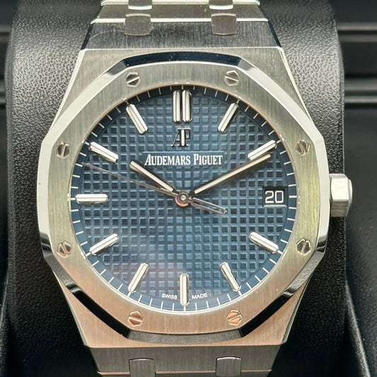 Audemars Piguet Royal Oak – 41mm | Blue Dial (15500ST.OO.1220ST.01)