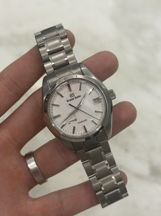 Grand Seiko Snowflake SBGA211 40mm Spring Drive Titanium – 2021 Full Set