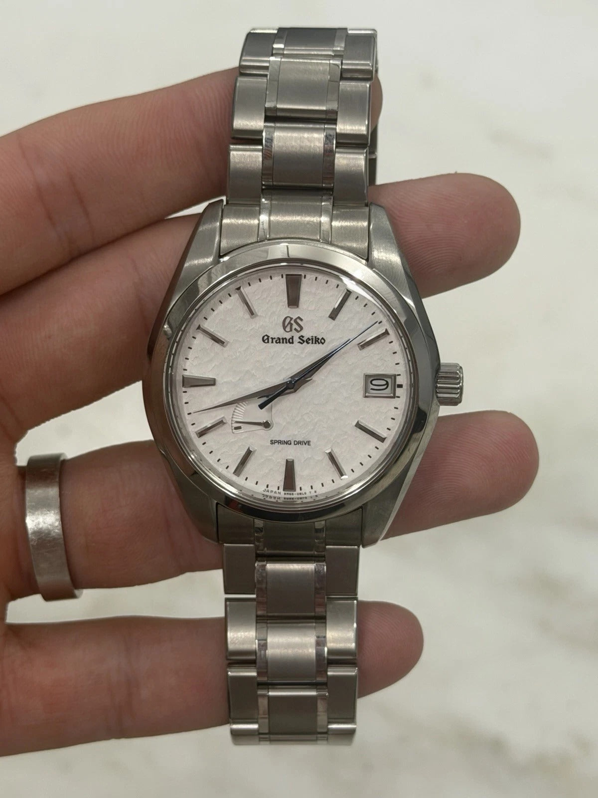 Grand Seiko Snowflake SBGA211 40mm Spring Drive Titanium – 2021 Full Set