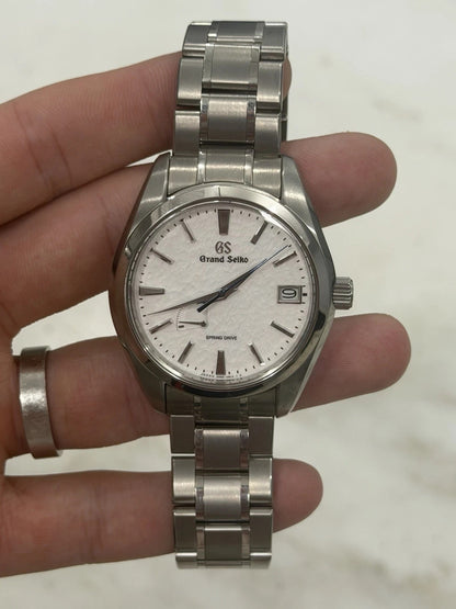 Grand Seiko Snowflake SBGA211 40mm Spring Drive Titanium – 2021 Full Set