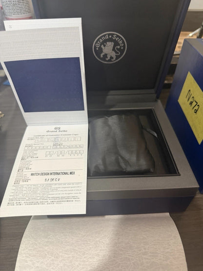 Grand Seiko Snowflake SBGA211 40mm Spring Drive Titanium – 2021 Full Set
