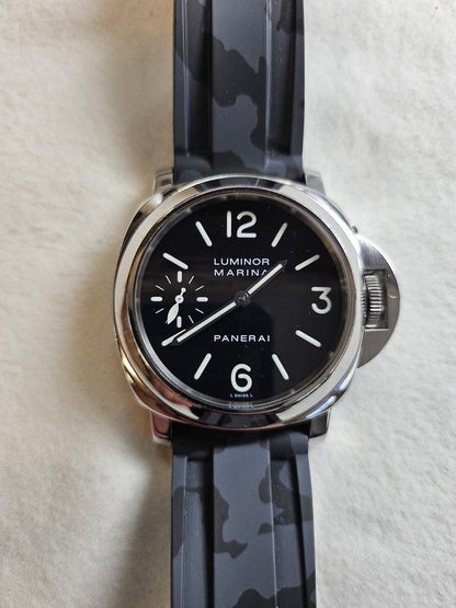 Vintage Panerai Luminor PAM00111 G-Series 44mm Manual Wind Black Dial