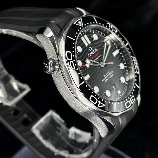 OMEGA Seamaster Diver 300M – 42mm | Black Dial (210.32.42.20.01.001)