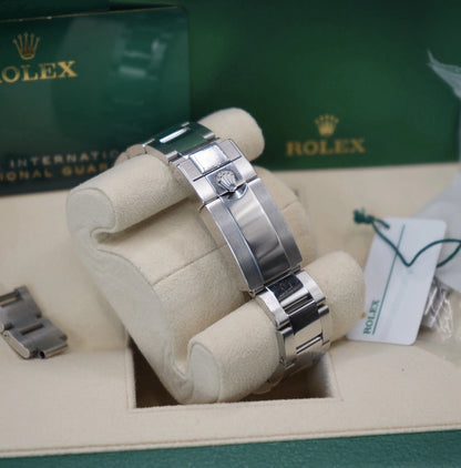 Rolex Daytona 116500LN “Panda” – Black Ceramic Bezel, Full Set With Card)