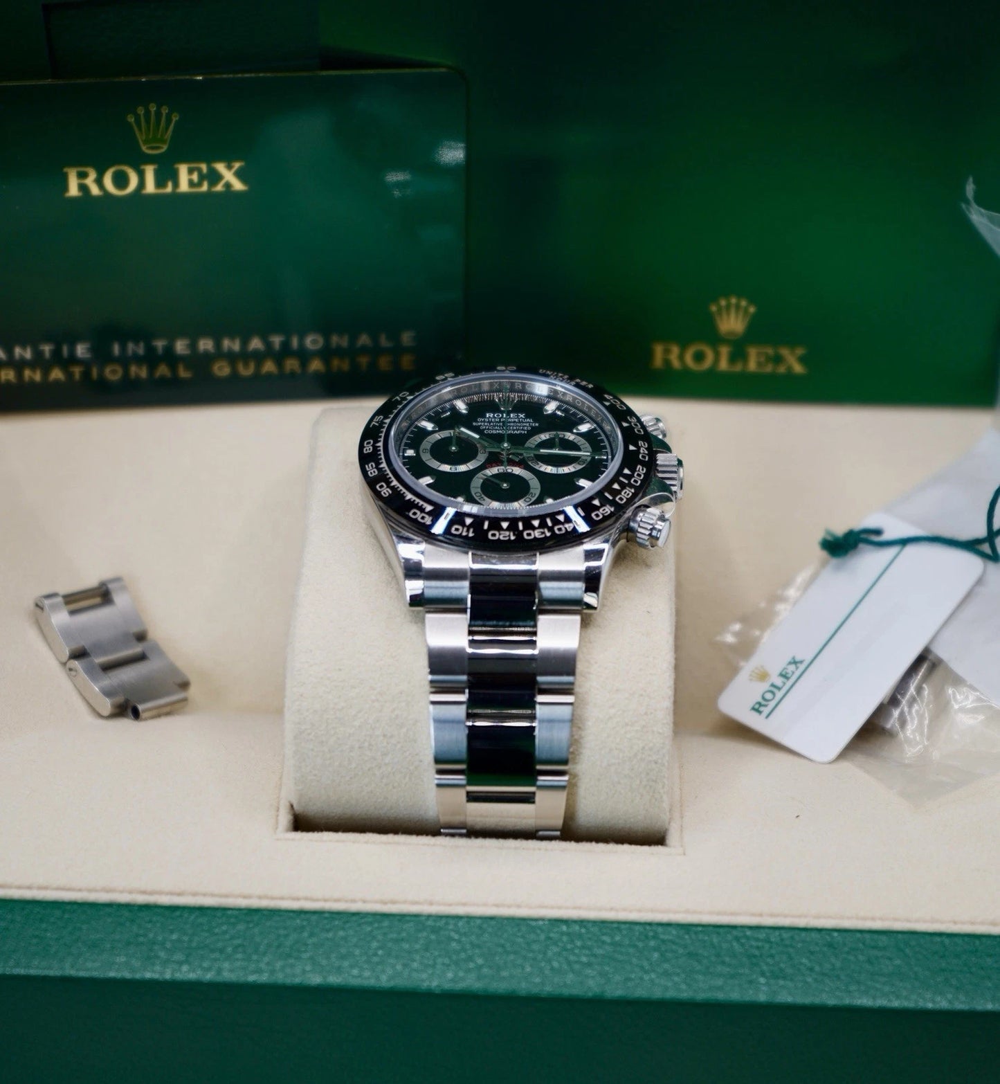 Rolex Daytona 116500LN “Panda” – Black Ceramic Bezel, Full Set With Card)