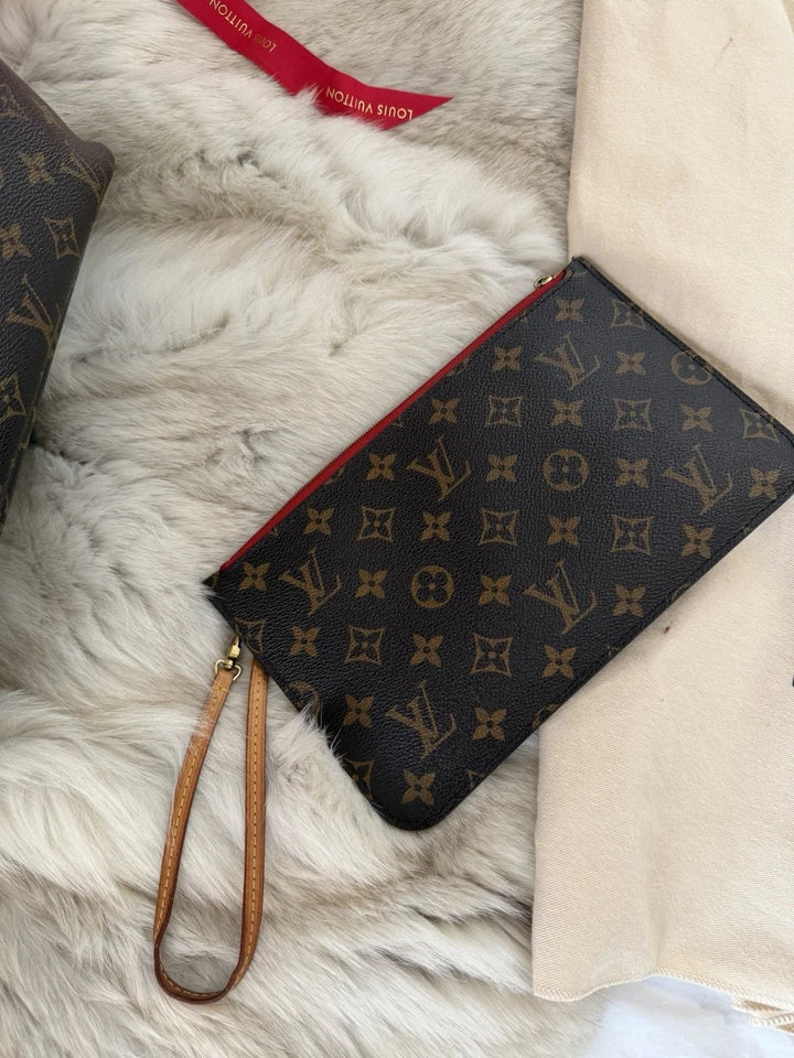 Louis Vuitton Neverfull MM Monogram  - Red Interior,  Full Set